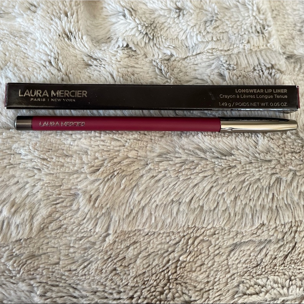Laura Mercier lipliner in shade Cassis - NIB